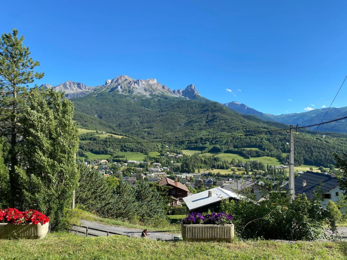 Soleil Et Vue Apartamento Barcelonnette Exterior foto